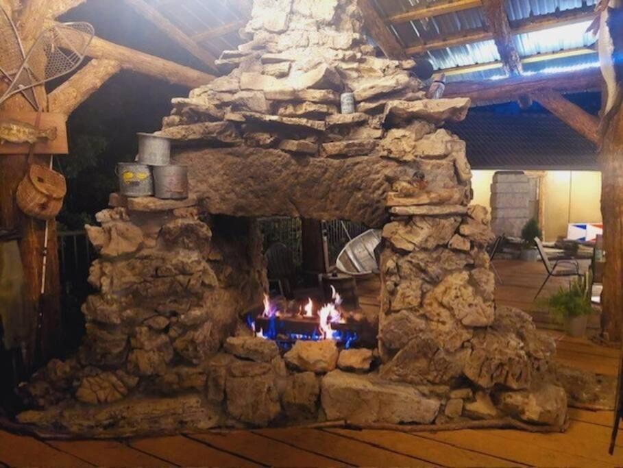 Stonegate Pool Fire Pits King Bedfast Wifi 50in Tv #209 *
